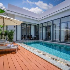 Barringtonia pool villa, hotel in Nai Yang Beach