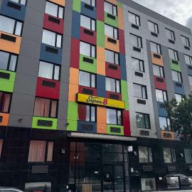 Super 8 by Wyndham Brooklyn Fulton Street Broadway Junction, hotel sa Brooklyn
