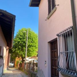 In castello 1984, hotelli kohteessa Rovato
