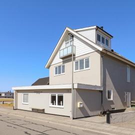 4 person holiday home in Thyborøn-By Traum, hotel u gradu 'Thyborøn'