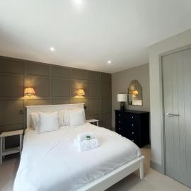 Number 5 Clevedon, Hotel in Walton Down