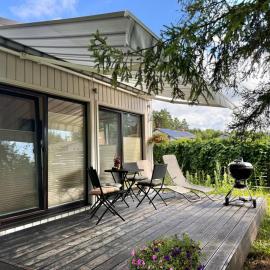 Villa Vlada vacation houses, hotel in Saulkrasti