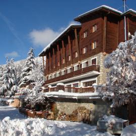 Auberge de jeunesse HI Valdeblore - Le Chalet, hôtel à Valdeblore