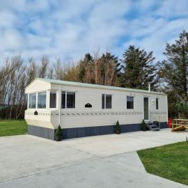 Seacoast Caravan Benone，卡色洛克的飯店