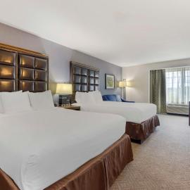 Best Western Plus Northwind Inn & Suites, hotelli kohteessa Tigard