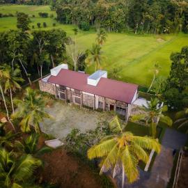 Paddy View Garden Resort, hotel in Narammala