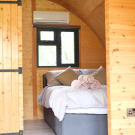 Cherry Meadow Glamping, hotel in Sawtry