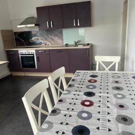 Monteurzimmer 1, Würzburg, Gerbrunn, Gemeinschaft Küche, WC, Dusche, hotel u gradu Gerbrunn