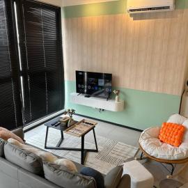 High Floor, 3BR 3queen bed, 2 parking, Urban Suites by XWHome, hotel in Jelutong