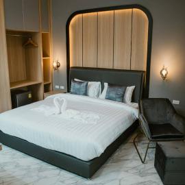 Blooming resort buriram บลูมมิ่ง รีสอร์ท บุรีรัมย์, hotel in Ban Makha