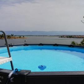Apartments Ljilja, hotel en Nin