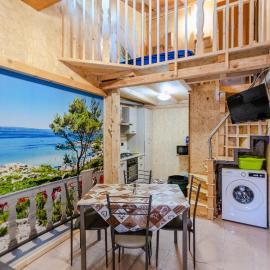 Mini casa a 30 mt dalla spiaggia, hotel din Catania