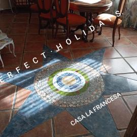CasaLaFrancesa - Guma, hotel in Guma