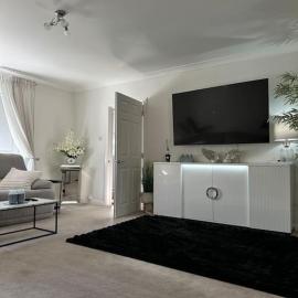3 double bedroom spacious flat