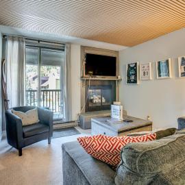 Walk to Ski Lift + Hot Tub: Copper Mountain Condo, hotell sihtkohas Frisco