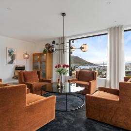 Luxury Apartment Downtown Tromsø with 2 Bathrooms 2 Bedrooms and Parking