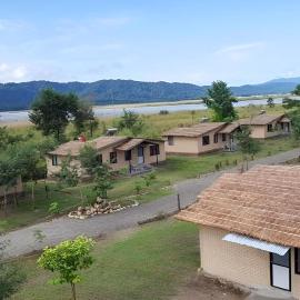 Nana Jungle Resort Near Chitwan National Park, hotel em Bharatpur