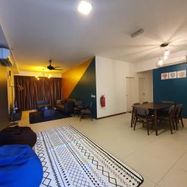 The Landmark by Katana 3BR to 4BR Luxury Seaview Landmark Homestay at Gurney 15-16pax 无敌海景套房, hotel in Tanjong Tokong