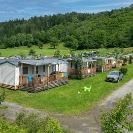 Albatross Mobile Homes on Camping Bella Austria, hotelli kohteessa Sankt Peter am Kammersberg