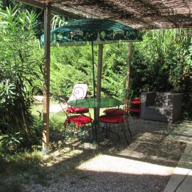 Studio de plain- pied avec jardin