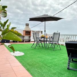 Maravilloso ático con terraza, vistas, BBQ, wifi, hotel a La Laguna