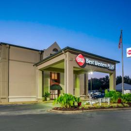Best Western Plus Oak Mountain Inn