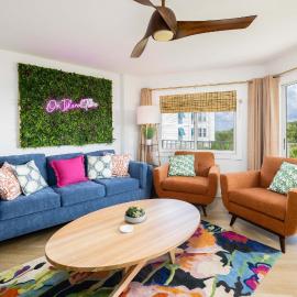 It's Island Time in the Keys Double King Ensuites 2 Balconies