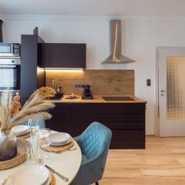 SchillerApartment Hof, Küche, 24h Digital-Checkin, Parkplatz, WLan250MBit, hotel Hofban