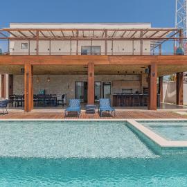Casa Guerreiro - Elegância no Cumbuco by Carpediem