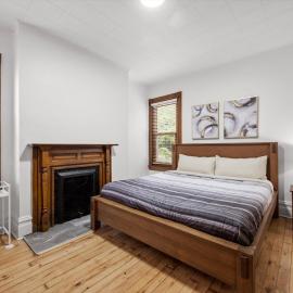 Oakland, Pittsburgh !D Modern and Stylish Private Bedroom with Shared Bathroom