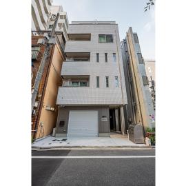Newly build Family-APT , Shinjuku Shibuya Ueno in 15 minutes by train, hotel Tokióban