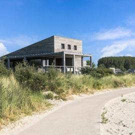 Villa 41 – Beachfront | Directly on the beach with views over the water