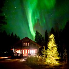 Luoston Väärtin Kammi, hotel v mestu Luosto