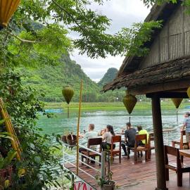 Phong Nha Coco House - Riverstay & Mountain View, hotel i Phong Nha