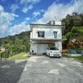 Lush Green-Homestay, ξενοδοχείο σε Pooppara