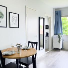 Cozy City Centre Studio Home