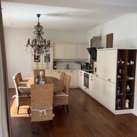 Alpine City Suite, hotel en Brig