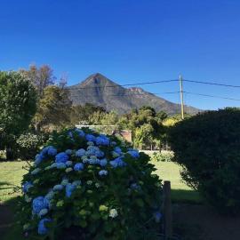 Next to Heaven Guesthouse, hotel din Stormsrivier
