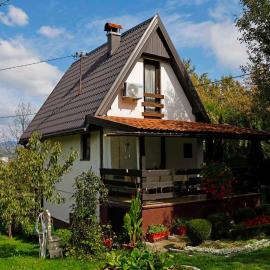 Holiday Home Ravne, hotel a Visoko