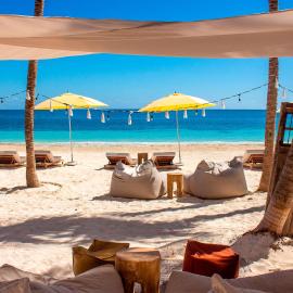 The Fives Oceanfront، فندق في بويرتو موريلوس