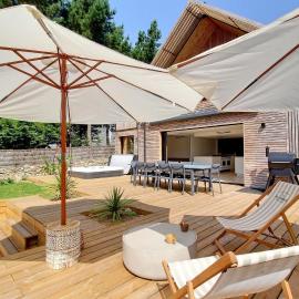 Villa Namasté - Haut de Gamme - CLIMATISEE Spa & Hammam proche port & Mer, hotel en La Trinité-sur-Mer