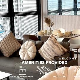URBAN Suites Modern Pinky 6pax 3queen 3Bedroom 2Bathroom 2Carpark with Infinity Pool, hotel in Jelutong