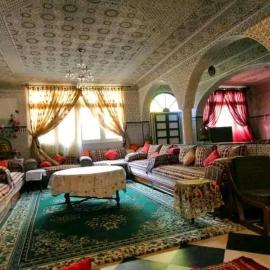 Riad Nabila: Kazablanka'da bir otel