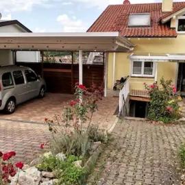 Schöne Ferienwohnung mit Terrasse, hotel en Malterdingen
