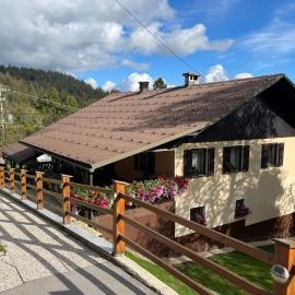 Pr Šemnič, hotel in Kamnik
