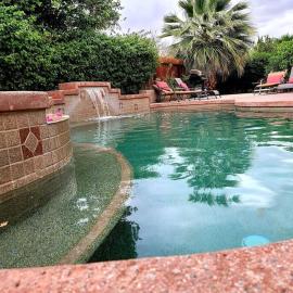 Bikini & Martini on Palm Meadows Drive, hotel in Indio