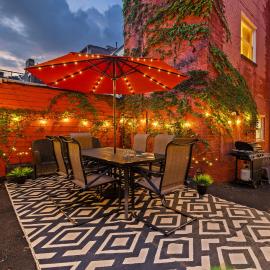 5BDRM 10BD with King BBQ Patio 1 MIN walk Carson ST