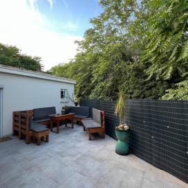 Grand appartement avec terrasse centre ville Arles