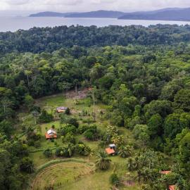 Eco Lodge&Farm Rustic Roots Reserve, hotel a Drake