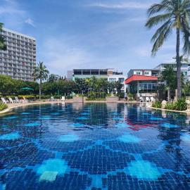 Jomtien beach high seaview rimhad seaside condo